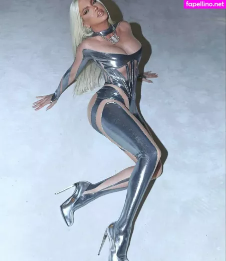 Jelena Karleusa OnlyFans Thumbnail #1cd3mEoDbQ