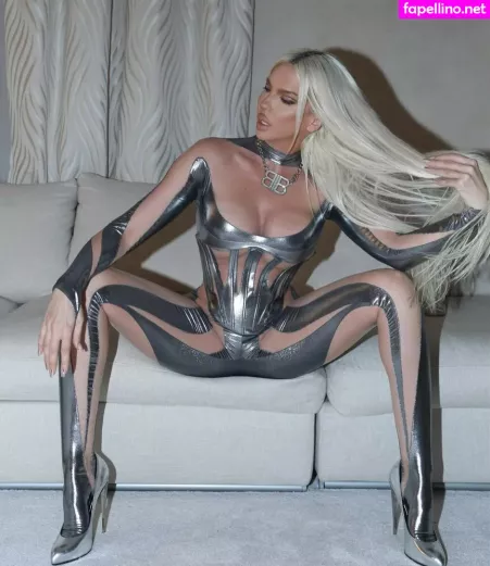 Jelena Karleusa OnlyFans Thumbnail #722tBKsWmV