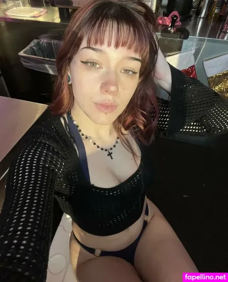 Jellofangs OnlyFans Thumbnail #LjIlr2vb3n