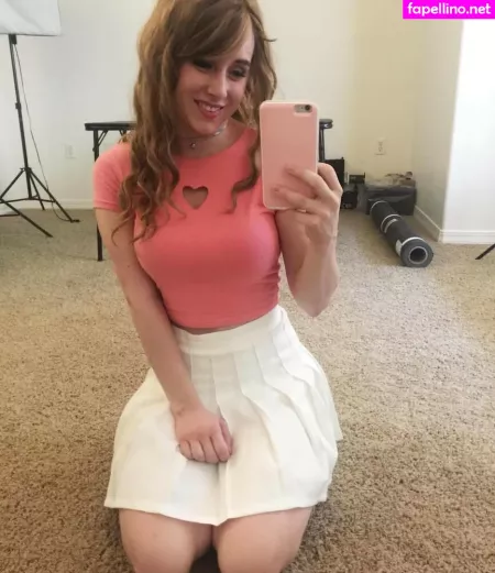 Jellybeannose OnlyFans Thumbnail #S1BYJJFZzE