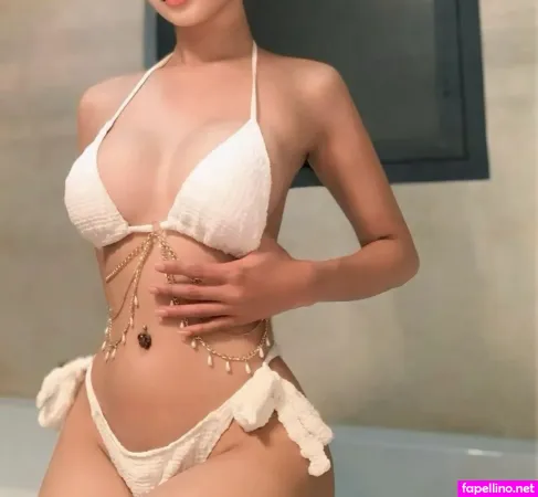 Jellyfilow OnlyFans Thumbnail #Kdko8BWdAq
