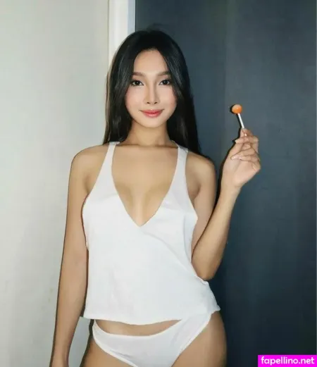 Jellyfilow OnlyFans Thumbnail #faKiisd3t0