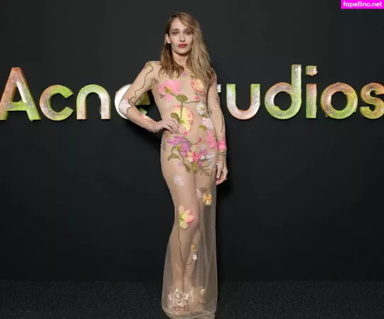 Jemima Kirke OnlyFans Thumbnail #yDS9q8JrMs