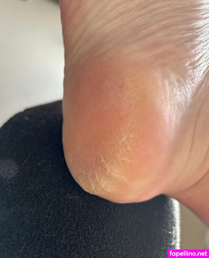 jemsbigfeet Nude Leaked OnlyFans Photo #2hw4cP1C35