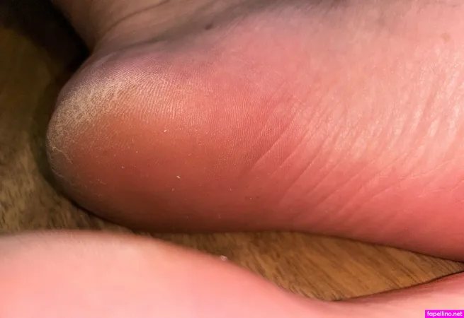 Jemsbigfeet 1 OnlyFans Thumbnail #Bx1ezxPtKF