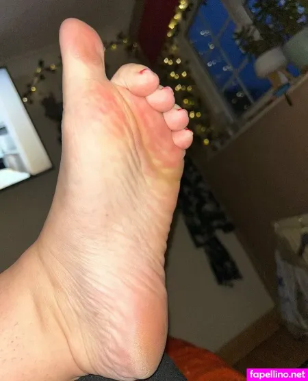 Jemsbigfeet 1 OnlyFans Thumbnail #hhTvRISjL1