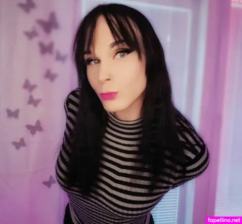 Jen Lux Main Profile Photo