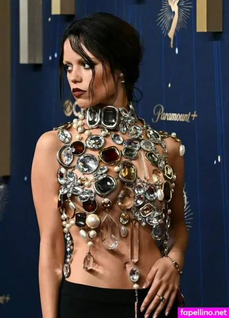 Jen Ortega OnlyFans Thumbnail #U83XkQ98Ta