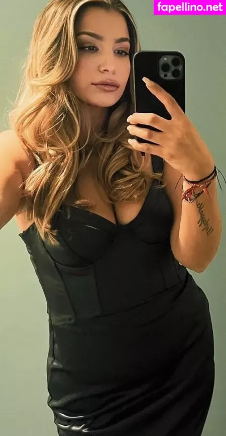 Jenefer Riili OnlyFans Thumbnail #IOS0ytzAn4