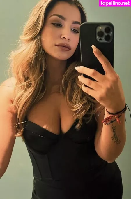 Jenefer Riili OnlyFans Thumbnail #MrwQFConWk