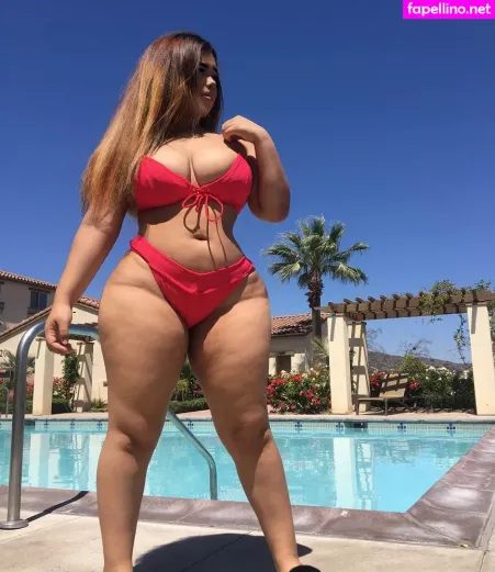 Jenessa OnlyFans Thumbnail #64IyusSAbi
