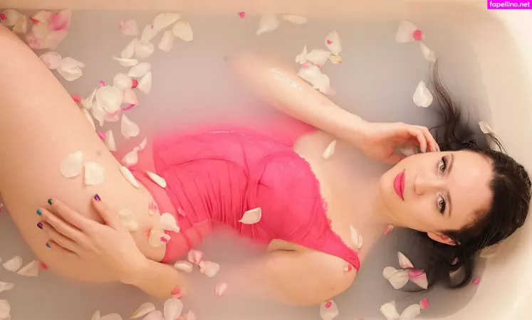 Jenhearts247 OnlyFans Thumbnail #PAjX1t30sX