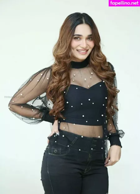 Jenifer Emmanuel OnlyFans Thumbnail #H9T7QtFHcy