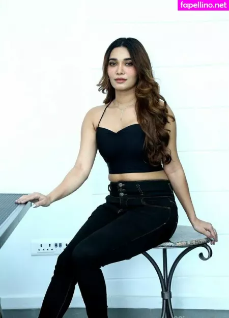 Jenifer Emmanuel OnlyFans Thumbnail #QkZpLo3BbQ