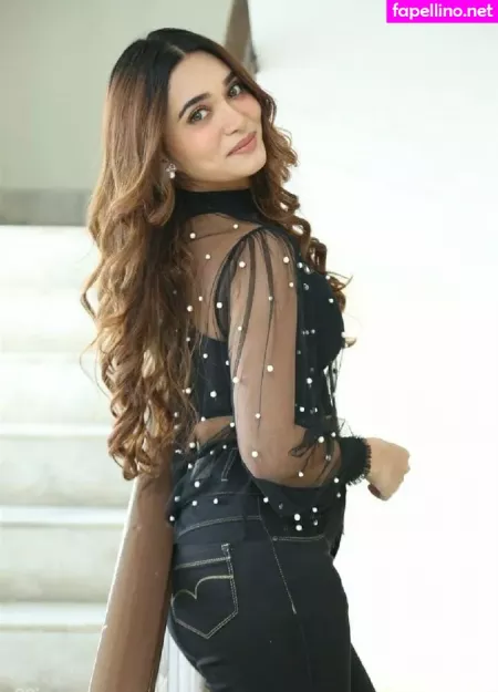 Jenifer Emmanuel OnlyFans Thumbnail #t733kcBD25