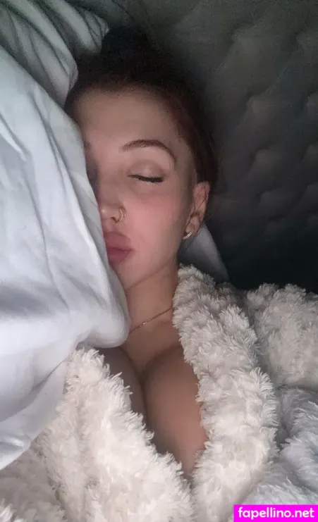 Jeniferlopezz OnlyFans Thumbnail #1QEn7Hq93e