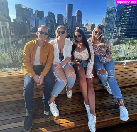 Jenn M OnlyFans Thumbnail #b89ZoKnUWh