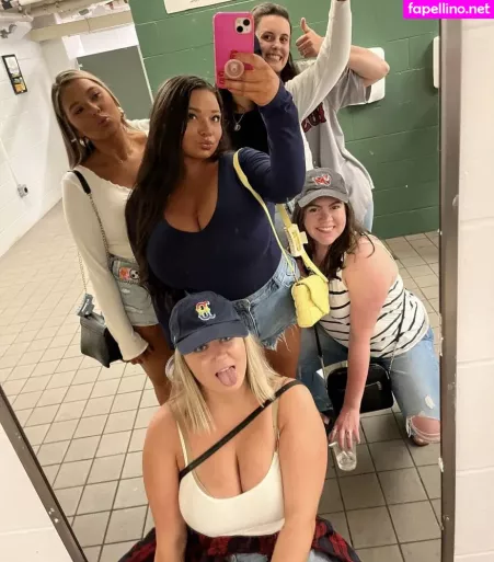 Jenn M OnlyFans Thumbnail #yN3ghGYyCL