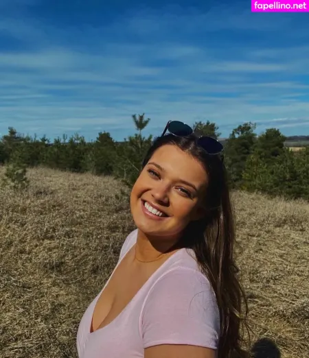 Jenna C OnlyFans Thumbnail #AkF5kvMNci