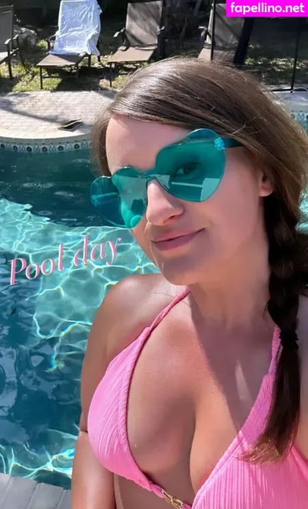 Jenna Ezarik OnlyFans Thumbnail #YL2xZoqvmU