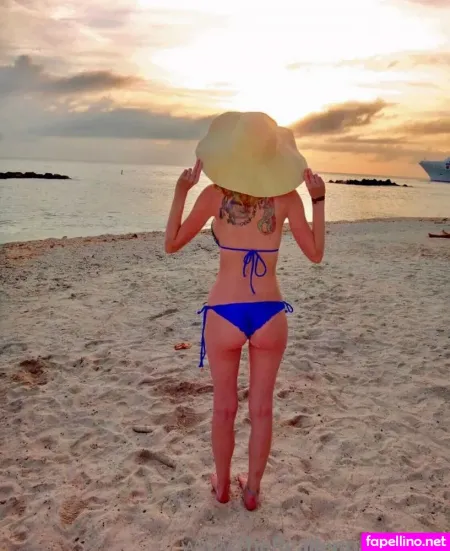 Jenna Jay OnlyFans Thumbnail #7YV1axCAsT