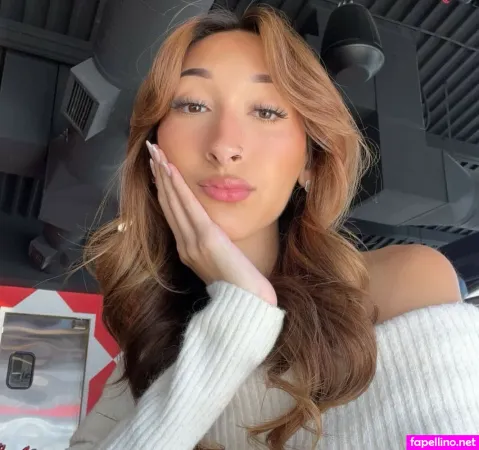 Jenna Labrador18 Main Profile Photo