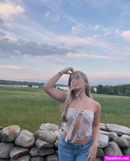 Jenna Mello OnlyFans Thumbnail #3USnEhAJb9