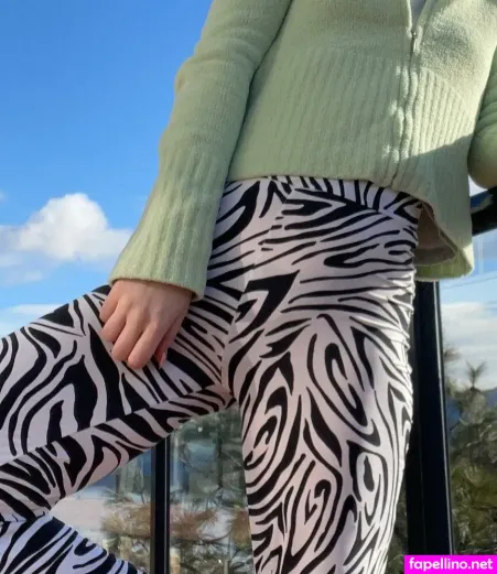 Jenna Phipps OnlyFans Thumbnail #mLzDgUd4Ci
