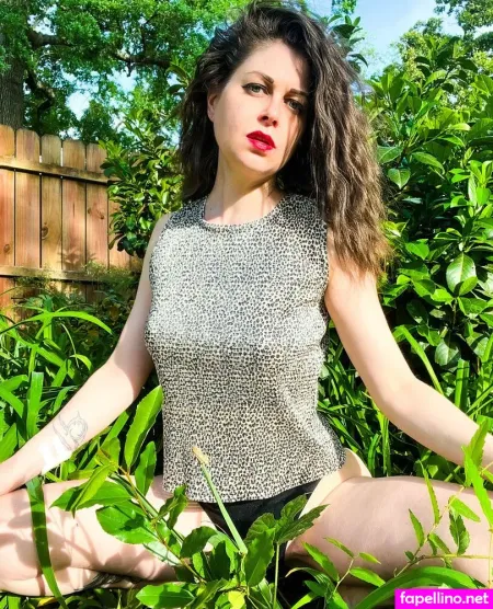 Jennabeth OnlyFans Thumbnail #VGmV9E7DwK