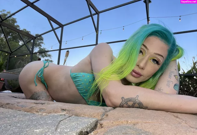 Jennagargles OnlyFans Thumbnail #IpJWPshO6D