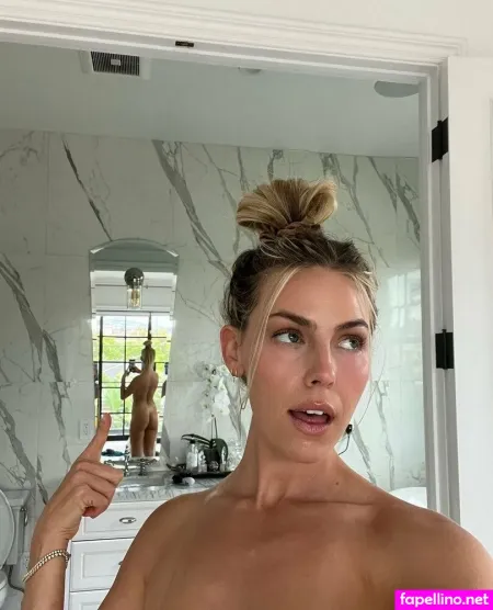 Jennalee 1 OnlyFans Thumbnail #CWDk57UEs6