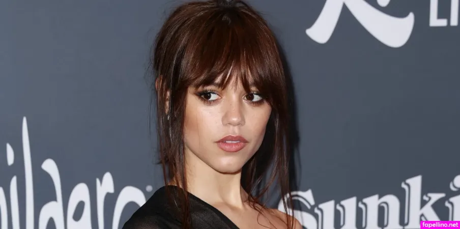 Jennaortega OnlyFans Thumbnail #hyV3ohb03q