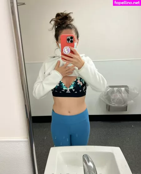 Jennastar77 OnlyFans Thumbnail #FI33DGXbGl