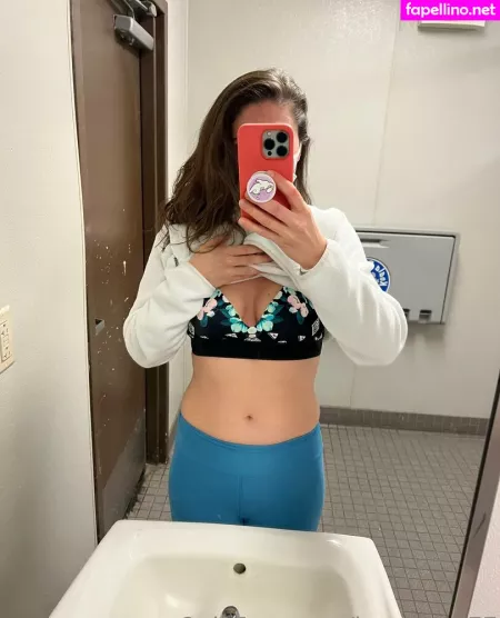 Jennastar77 OnlyFans Thumbnail #vVP7C4QHfZ