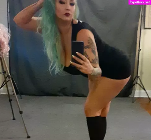 Jennastarlight OnlyFans Thumbnail #IN22G2QnYe