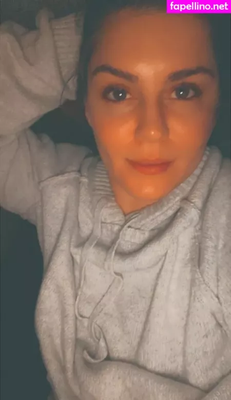 Jennatural OnlyFans Thumbnail #NZbGiLc0E1