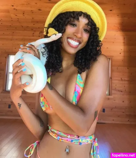 Jennelle Eliana OnlyFans Thumbnail #H9V2oACWzo