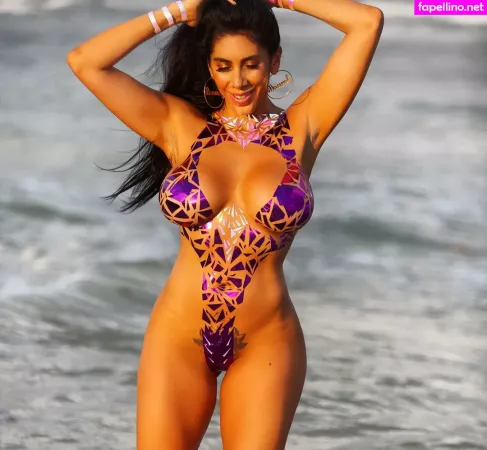 Jennelle Gordon OnlyFans Thumbnail #1TQ294PgAl