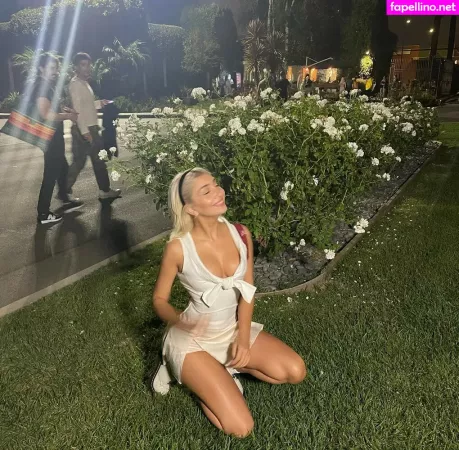 Jennessa Rose OnlyFans Thumbnail #g8ut48miuw