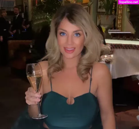 Jenni Jane Hall OnlyFans Thumbnail #Yk08tC3C1m