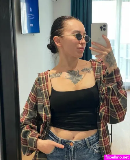 Jenni Seksologi OnlyFans Thumbnail #aFdNEzdpPx