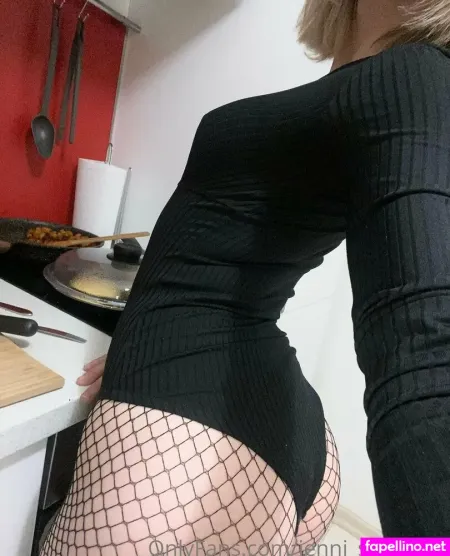 Jenni Sunshine OnlyFans Thumbnail #9wMlQsqvTW