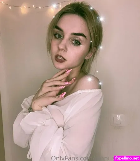 Jenni Sunshine OnlyFans Thumbnail #rKK1OdKNlC