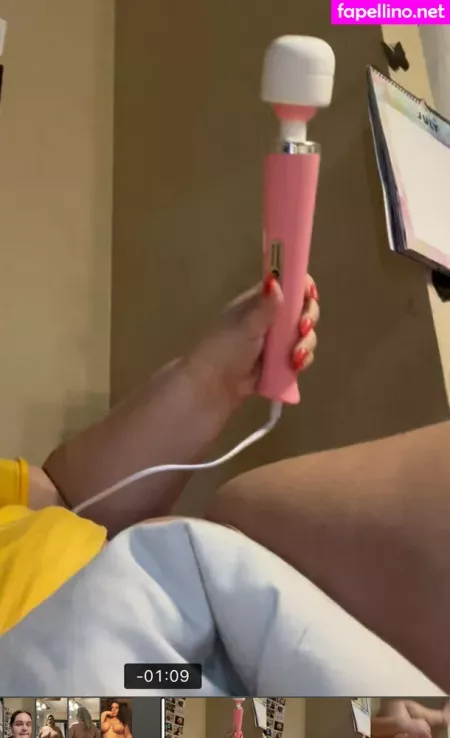 Jenniebooty87 OnlyFans Thumbnail #7zdfS3u9SV