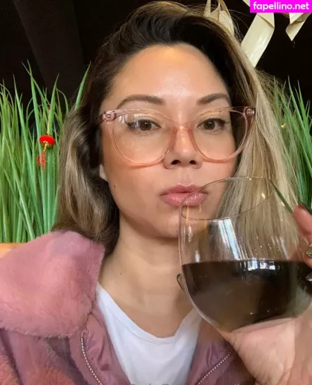 Jenniereid OnlyFans Thumbnail #L6N0TpDoLj