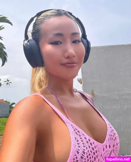 Jennierosesinstv OnlyFans Thumbnail #ufkYrH2DAY