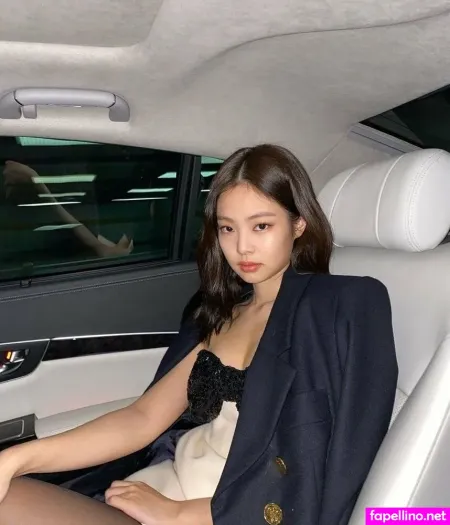 Jennierubyjane OnlyFans Thumbnail #RVAxSuCoiR