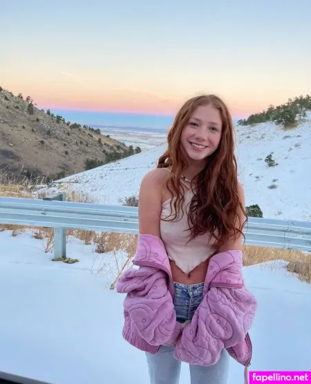 Jenniethejester OnlyFans Thumbnail #q93iZ9u3Ls