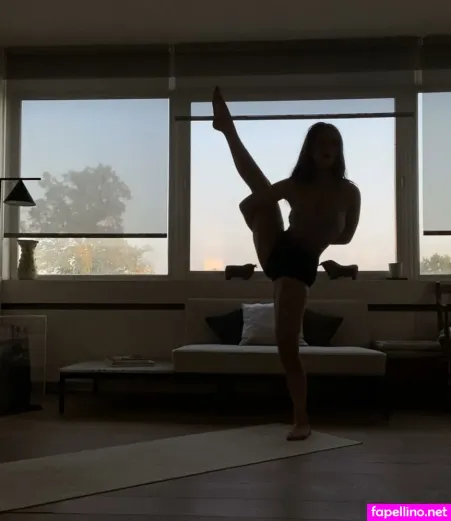 Jennifer Cohen OnlyFans Thumbnail #4DD2e6dF6R