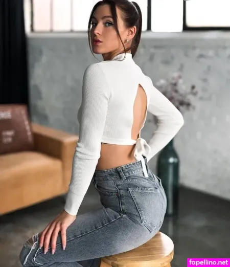 Jennifer Degenhart OnlyFans Thumbnail #mpMMKN3uhi